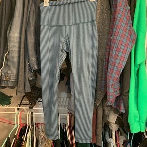 Lululemon RARE ALBERTA LAKE Stripe Crop Leggings